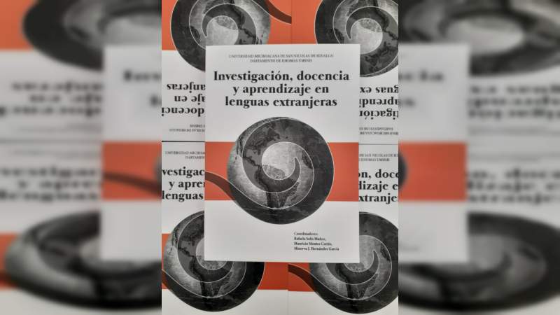 Presentan libro sobre investigación, docencia y aprendizaje en lenguas extranjeras - Foto 1 