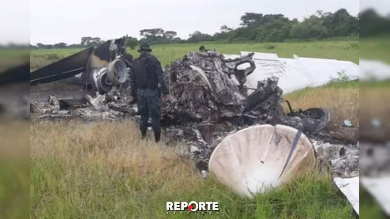 Mueren dos mexicanos que transportaban droga en una avioneta 