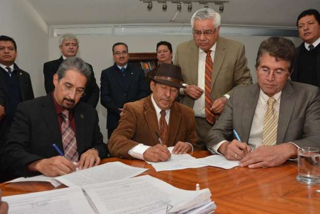 Inician negociaciones entre Rectoría y Sindicato de Profesores para evitar huelga en la UMSNH - Foto 2 