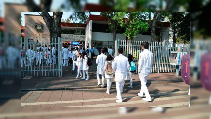 De comunidades indígenas, casi el 15% de estudiantes en la Facultad de Medicina de la UMSNH - Foto 0 