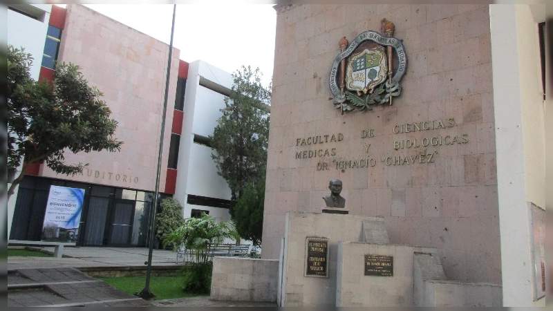 De comunidades indígenas, casi el 15% de estudiantes en la Facultad de Medicina de la UMSNH - Foto 1 
