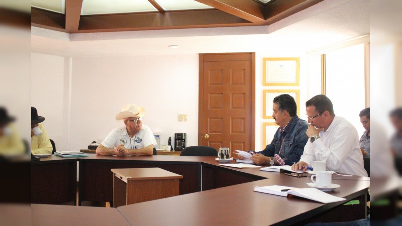Michoacán impulsará Escuela de Guardias y Técnicos Forestales, en Uruapan 