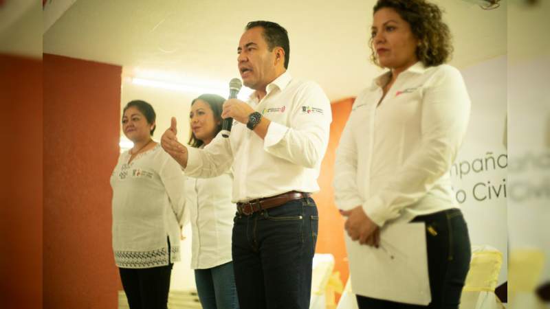 Encabeza Carlos Herrera campaña de regularización del estado civil en Lázaro Cárdenas, Michoacán - Foto 1 