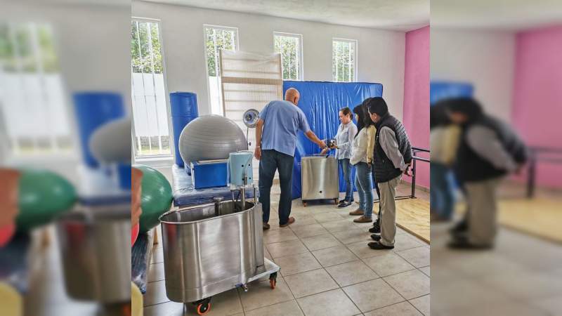 Reequipa DIF Michoacán, Unidad Básica de Rehabilitación en Huaniqueo - Foto 1 