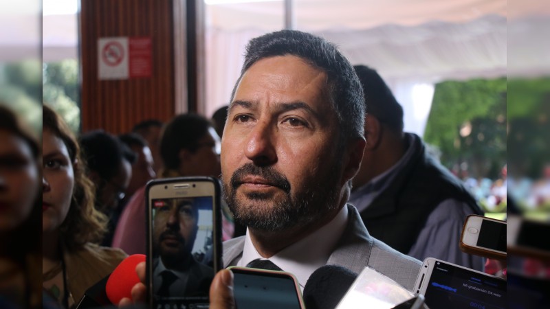 Los municipios trabajan con mucho ímpetu…pero sin recursos “hay que buscar alternativas”, invita Víctor Báez 