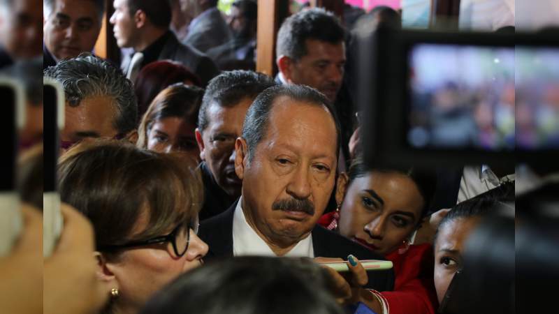 A partir del mandato de Leonel Godoy, se dejó a Michoacán con una deuda mayor a los 34 mil mdp: Silvano Aureoles 