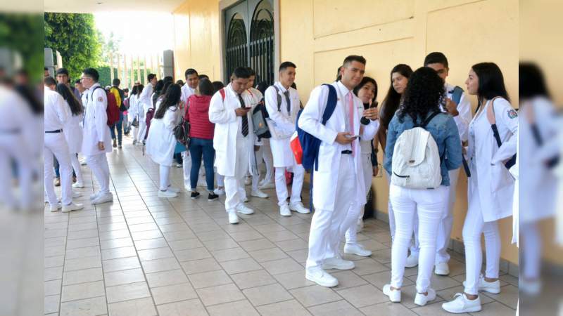En sede alterna, inician inscripciones de la DES de la Salud en la UMSNH - Foto 2 