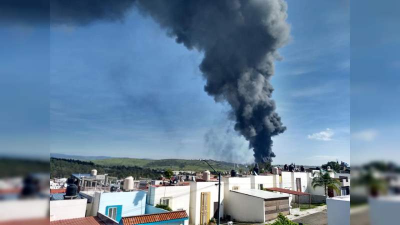 Se activó el Plan DN3 para apagar el fuego de Ciudad Industrial en Morelia, Michoacán   