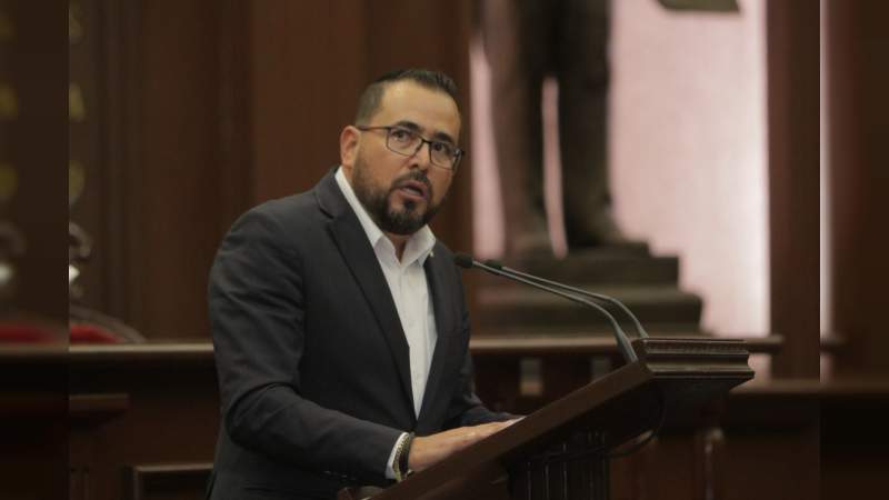 Nueve iniciativas de ley, seis exhortos y cuatro posicionamientos, saldo de primer año legislativo: Humberto González 