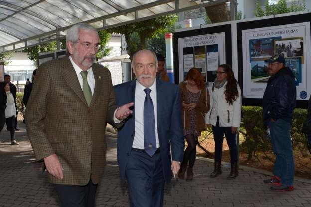La UNAM no puede seguir con formaciones rígidas y aisladas; apuesta por la multidisciplina: Enrique Graue - Foto 2 