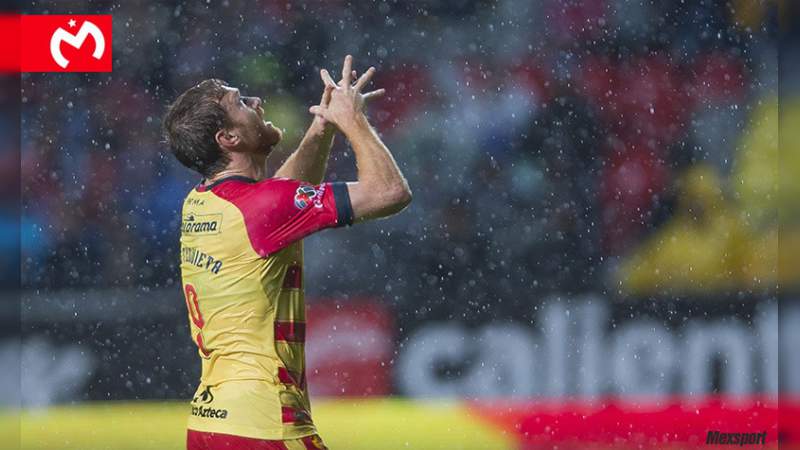 Monarcas dio un golpe de autoridad ante Pumas con dos goles de Aristeguieta 