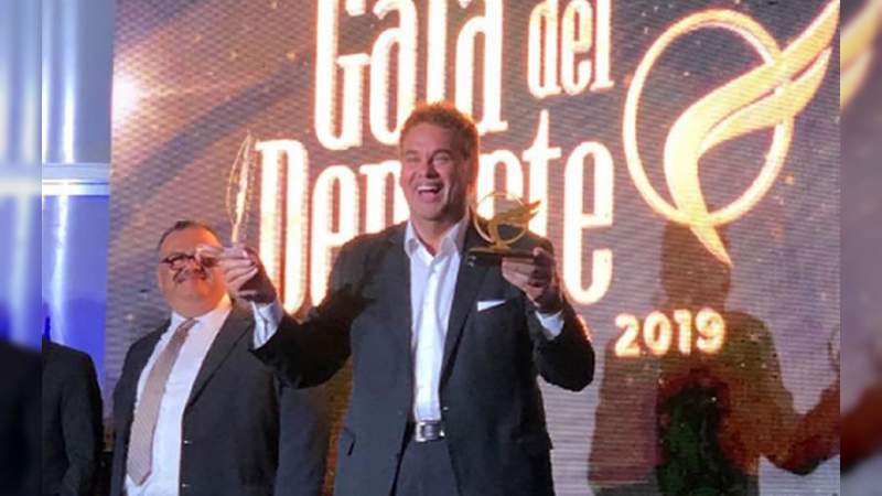 David Faitelson es reconocido como el mejor periodista del continente 