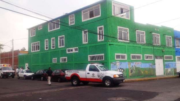 Se movilizan cuerpos de emergencia por alarma de incendio en guardería de Morelia 