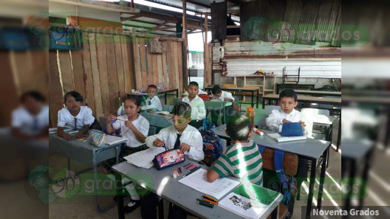 Este lunes más de 50 mil alumnos regresaron a clases - Foto 0 