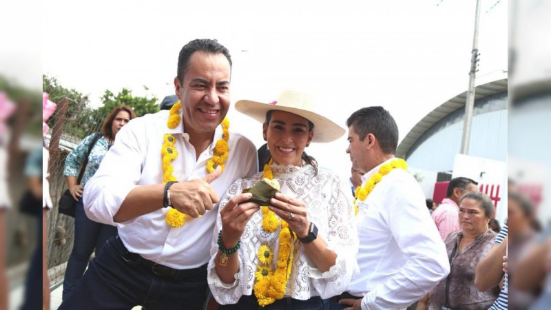 Inaugura Carlos Herrera trabajos de mejoramiento de la clínica “El Aguacate” - Foto 0 