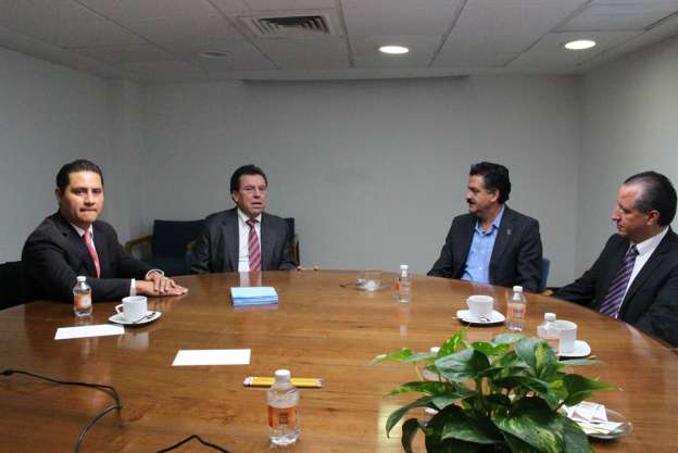 Municipios mineros recibirán en obras parte de lo que generan en impuestos: SEMARNACC - Foto 0 