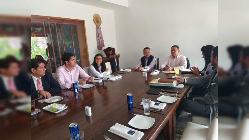 Junta de Coordinación Política pidió a Morenistas definir sus asuntos legales; este martes sesionaron con normalidad 