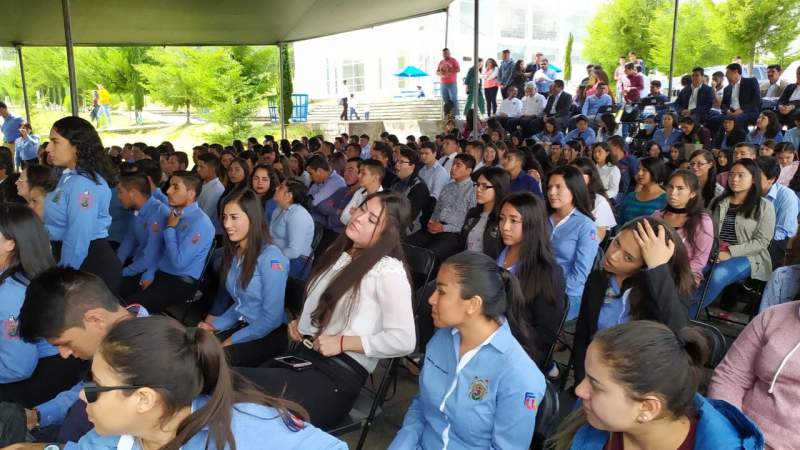 Dan inicio formal al ciclo escolar 2019-2020 en la UMSNH - Foto 0 