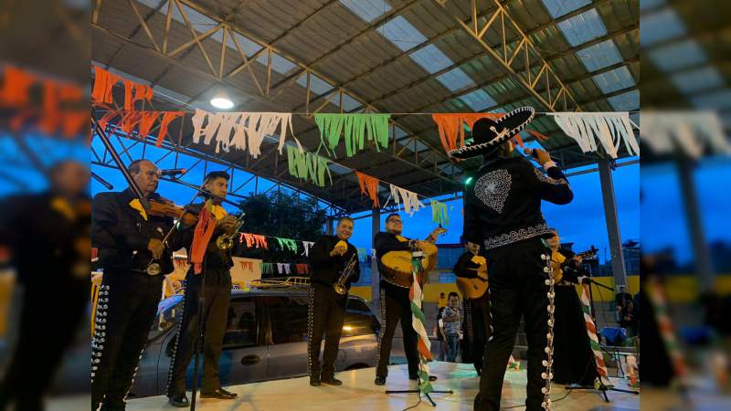 PRD Morelia mantiene vivas las tradiciones mexicanas 