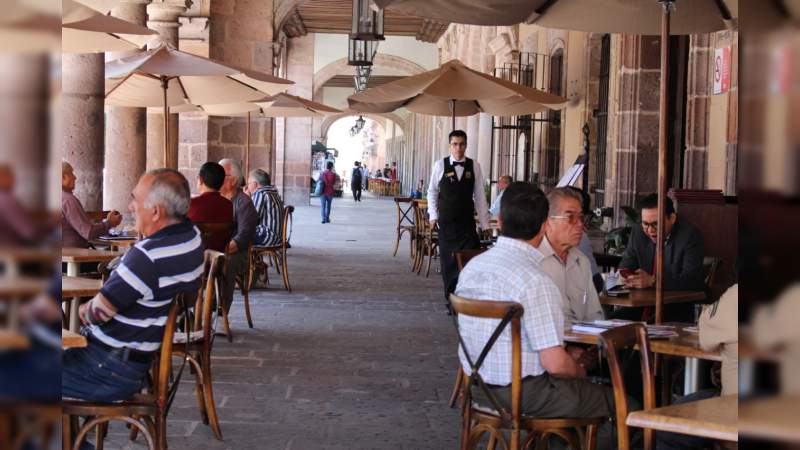 Desde el turismo y el empleo, un mejor futuro para todos - Foto 1 