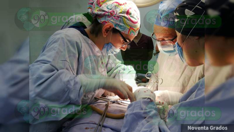 Realizan el transplante renal no. 90 en el Hospital General de Uruapan - Foto 0 