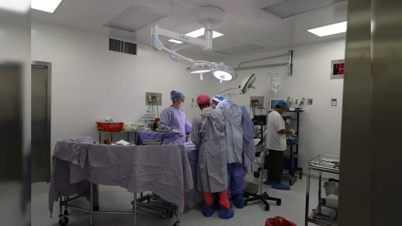 Transforma SSM la vida de 58 michoacanos, con jornadas quirúrgicas de alta especialidad   