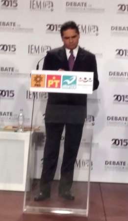 Quienes más han pagado el costo de las crisis han sido los jóvenes: Silvano Aureoles 