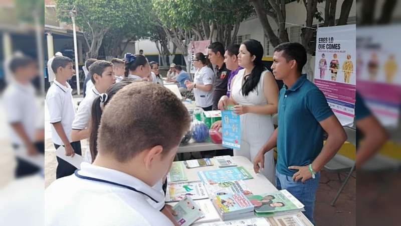 La JS07 realiza feria de la salud para adolescentes en Apatzingán, Michoacán  
