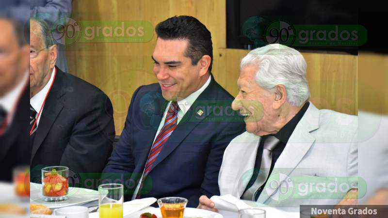 Ignacio López Tarso recibe la presea José María Morelos y Pavón - Foto 2 