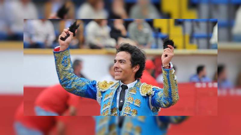 Los toreros Héctor Gabriel, Román Martínez, Arturo del Alba darán la pelea el 30 - Foto 2 