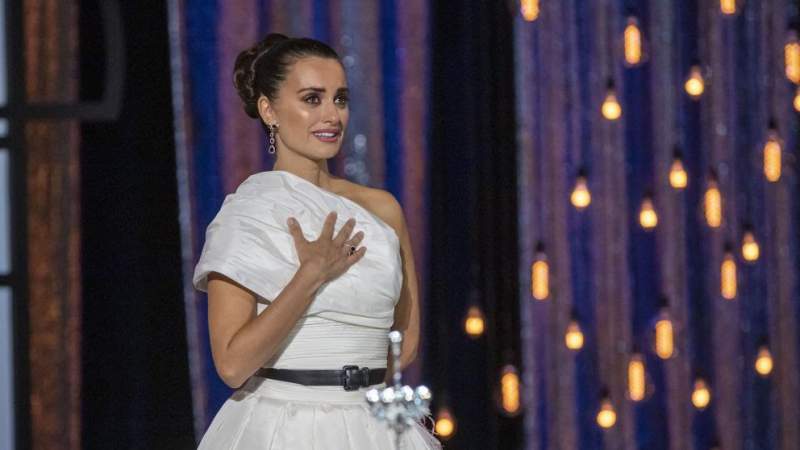 Se pronuncia Penélope Cruz contra la violencia de género en Festival de Cine de San Sebastián 