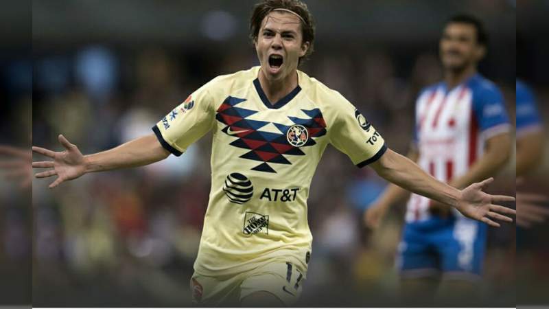 América aplastó a Chivas y se llevó el Clásico Nacional 