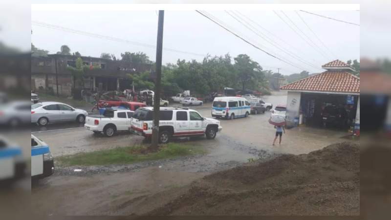 SEE anuncia que se reanudan clases en la costa michoacana 