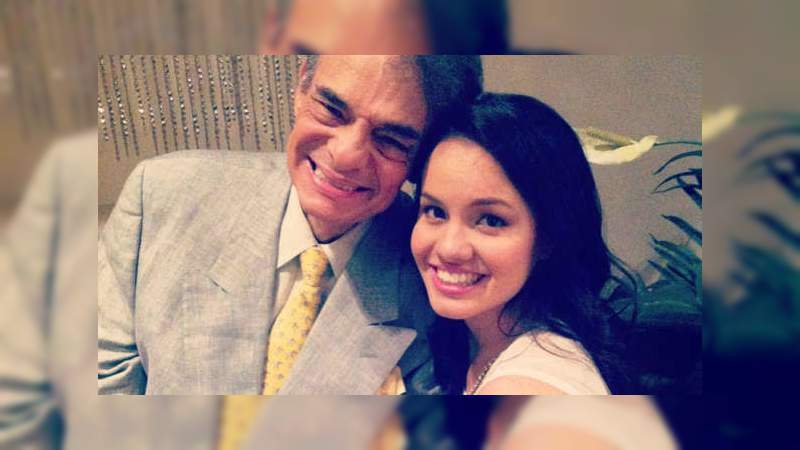 Sarita vendió el homenaje a su padre por un disco 