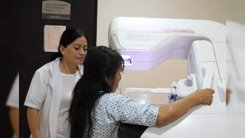 Octubre, mes de lucha contra el cáncer de mama 
