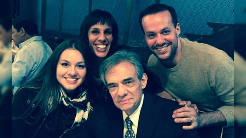 Cuerpo de José José llegará el miércoles a México 