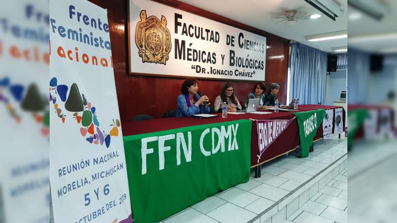 A través de economías ecológicas, del campo y del cuidado, se podrá enfrentar a la robotización de empleos: Patricia Mercado - Foto 1 