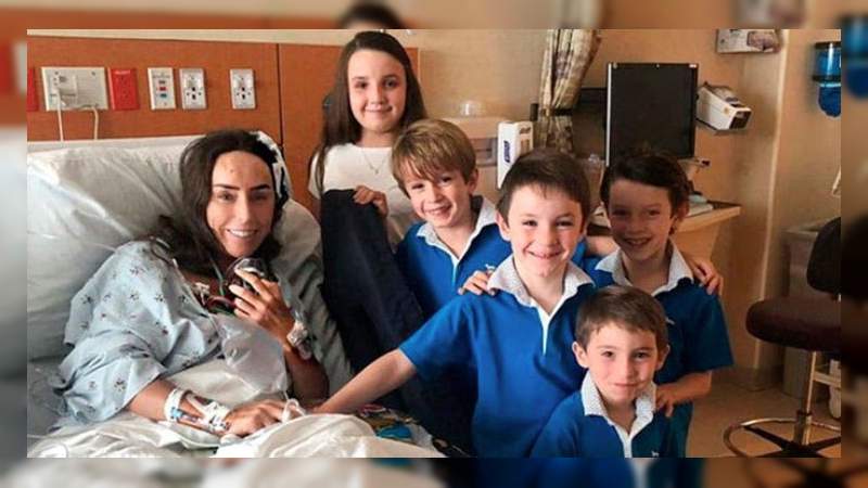 A Inés Gómez Mont le extirparon un tumor cerebral 