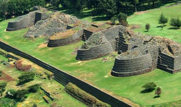 El Gobierno del Estado, comprometido con el desarrollo de Tzintzuntzan‏  