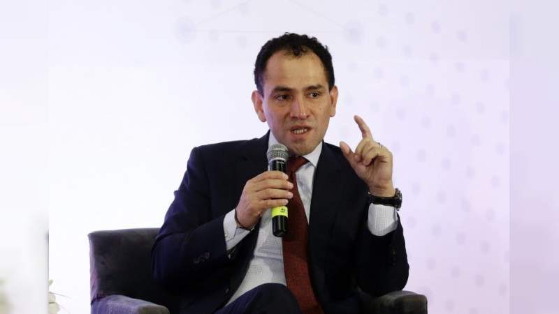 Se debe aumentar la edad para el retiro en México: Arturo Herrera 