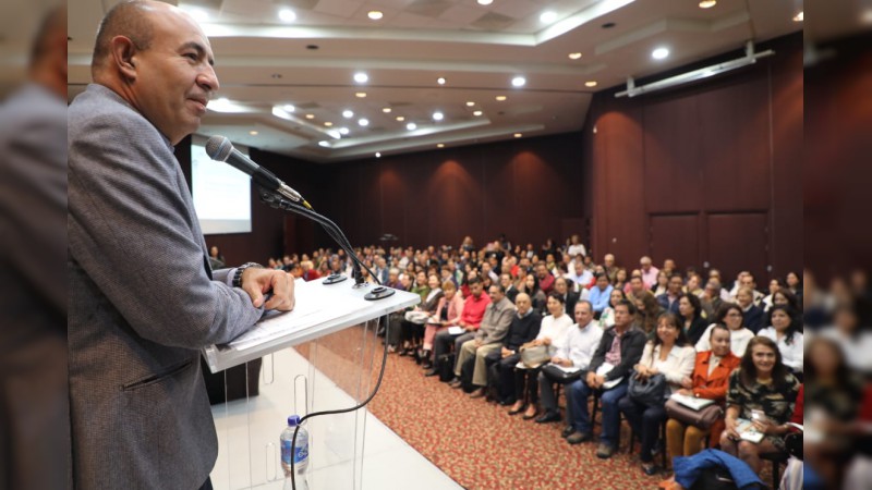 Con foro de liderazgo académico, refuerza SEE matemáticas y lenguaje en las escuelas - Foto 1 