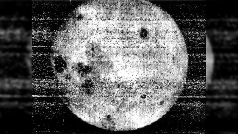 Revelan fotografías inéditas del lado oscuro de la Luna - Foto 1 