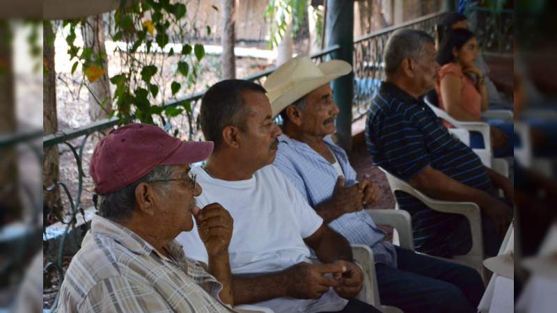 Atiende Bienestar Michoacán a acuacultores de Tierra Caliente - Foto 1 