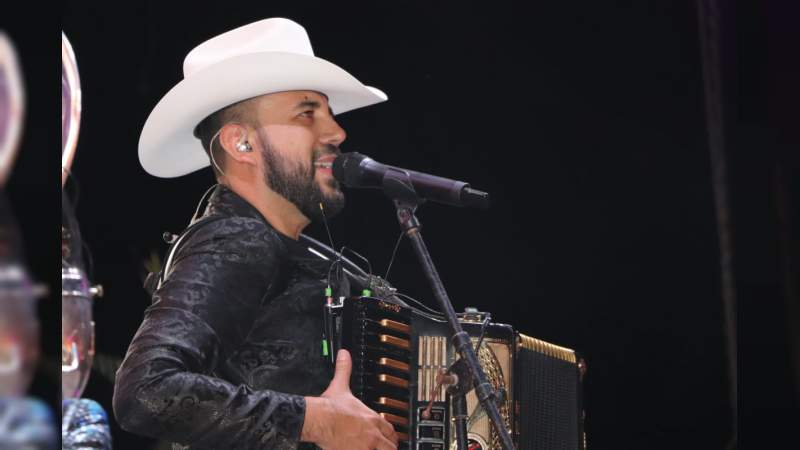 Con la coronación de SGM Beverly I, inicia Expo Feria Octubrina Apatzingán 2019 - Foto 3 