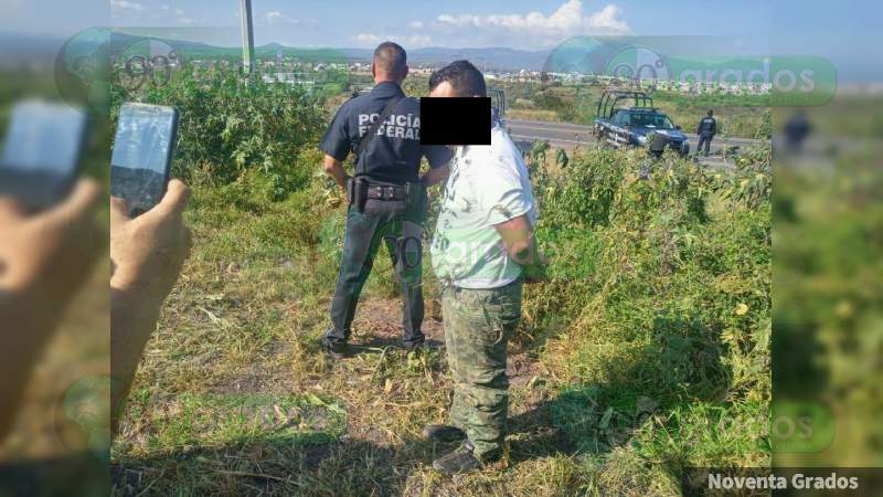 Se enfrenta Guardia Nacional con robacarros, hay un detenido  - Foto 6 