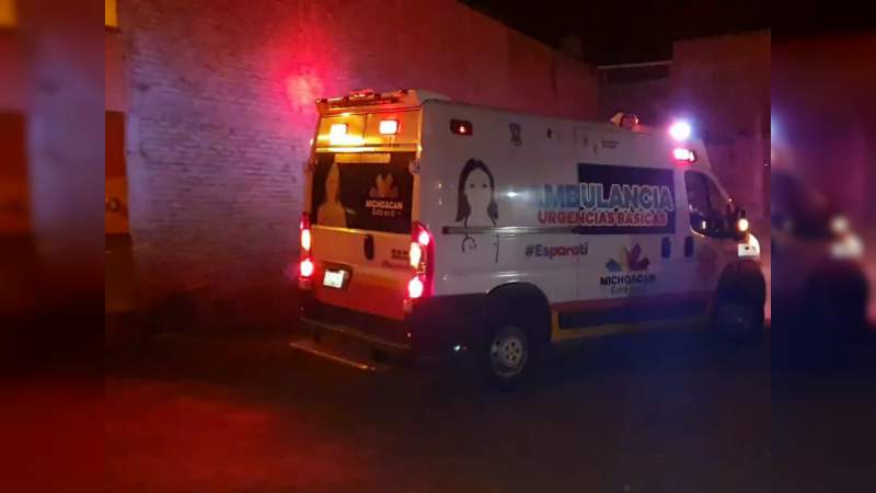 Balean una joven afuera de su domicilio en Jacona 