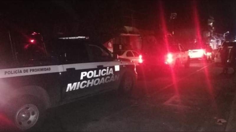 Pobladores de Charapan linchan y matan 3 personas en plena plaza del pueblo 