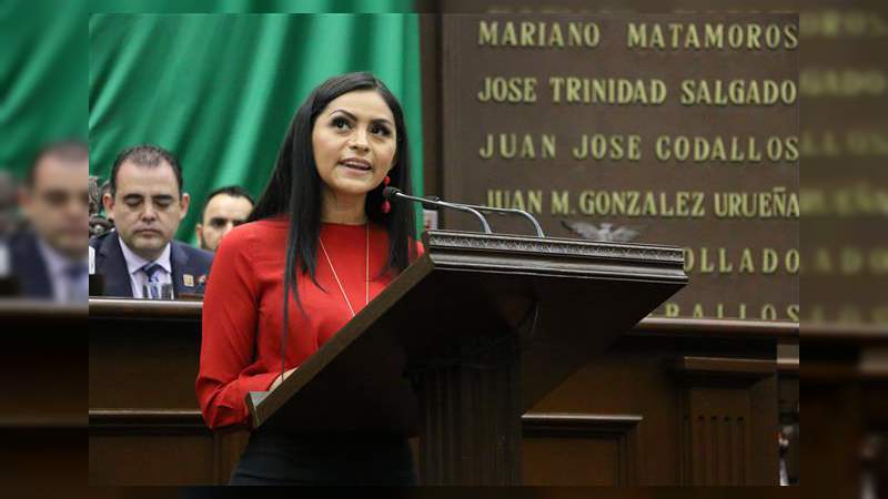 Actualización de la función notarial, necesaria para su correcto desarrollo en Michoacán: Araceli Saucedo 