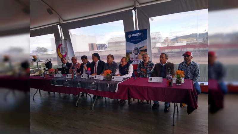 Tabarín Hernández y Charros de Morelia participarán en un Festival de Nuestras Tradiciones - Foto 0 