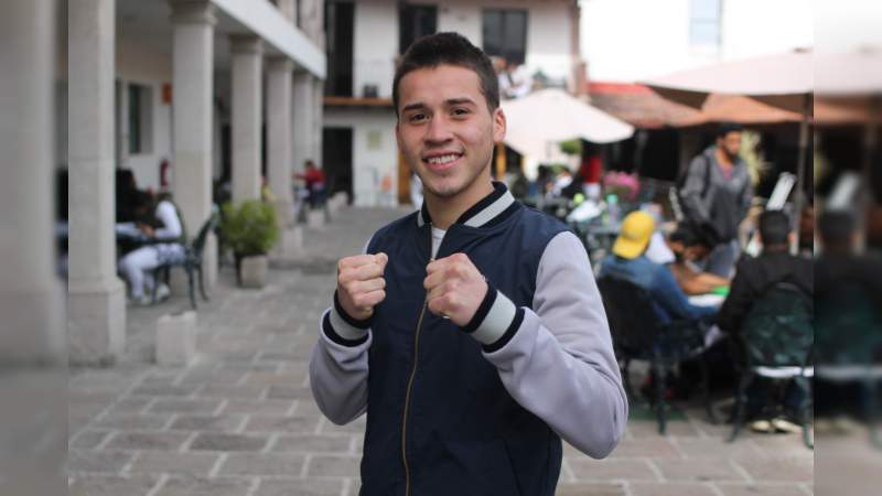 Estudiante de la UdeMorelia participará en la final internacional de boxeo amateur 